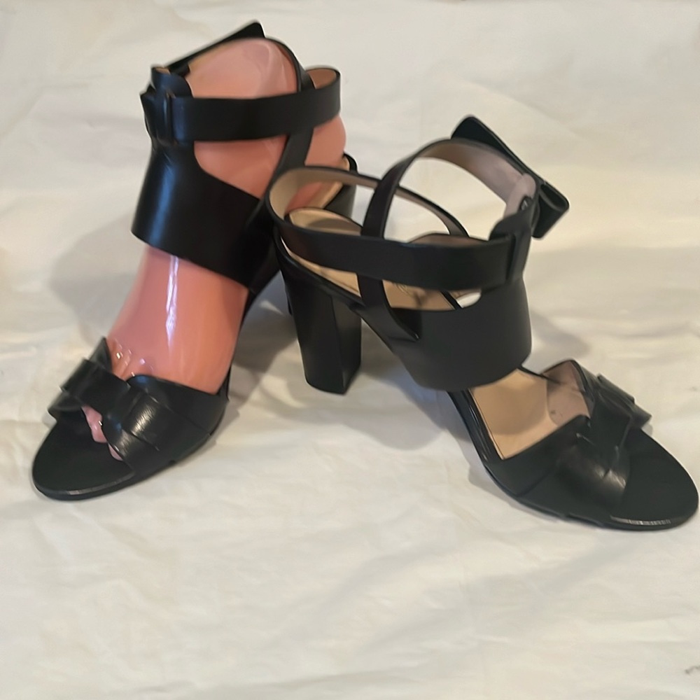 Via Spiga chunk heel sandal!  Dark saddle brown leather.